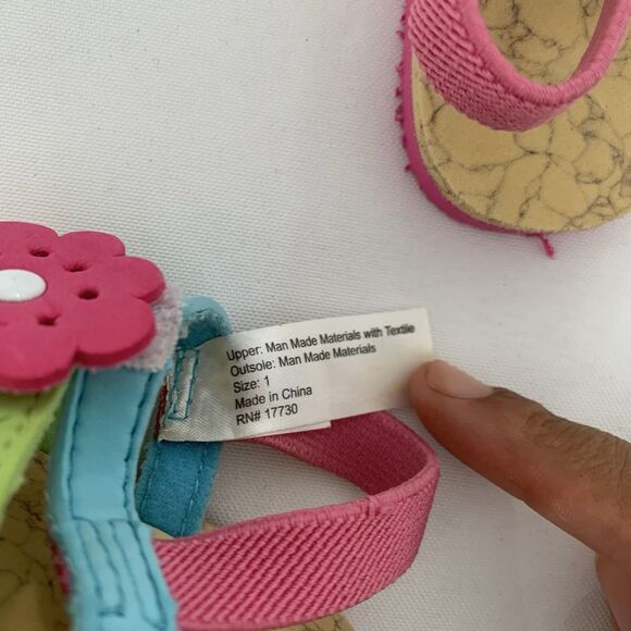 Circo Sandals Baby Girl Size 1 Pink Colorful Open Toe Strappy Flower Flip Flop - Picture 4 of 5